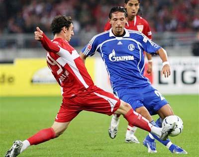 通过激进的 通过激进的